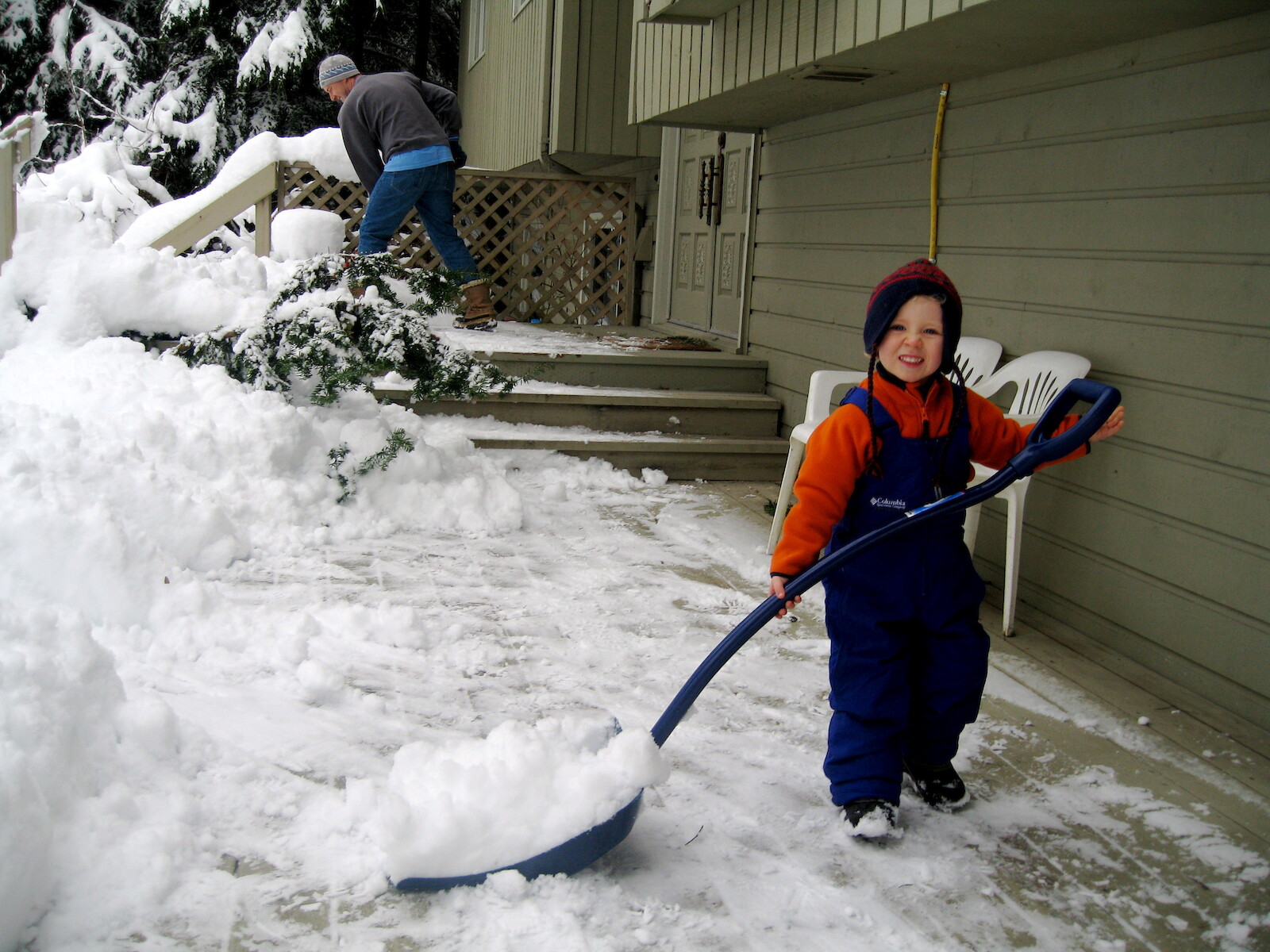 shovelin' snow with Torsten